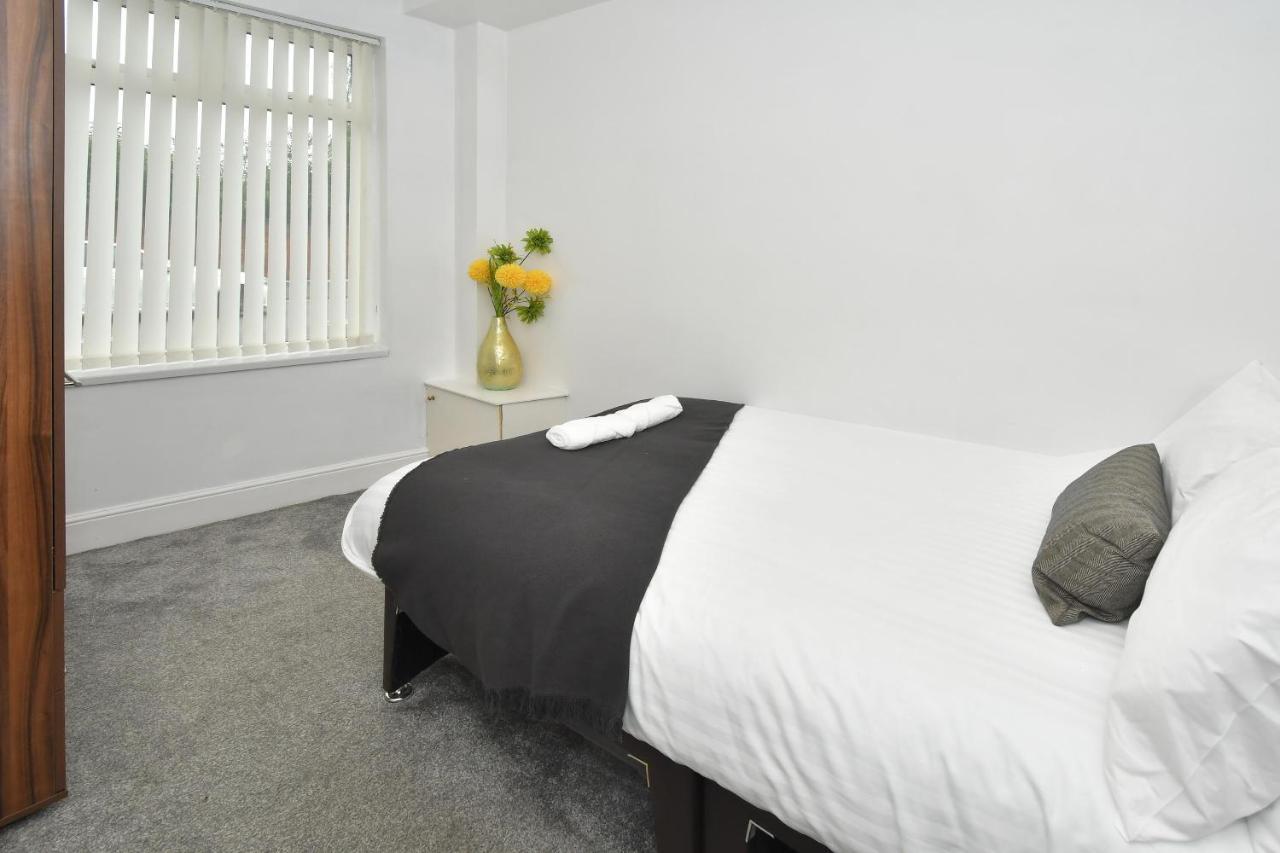 Boothen House By Yourstays Stoke-on-Trent エクステリア 写真