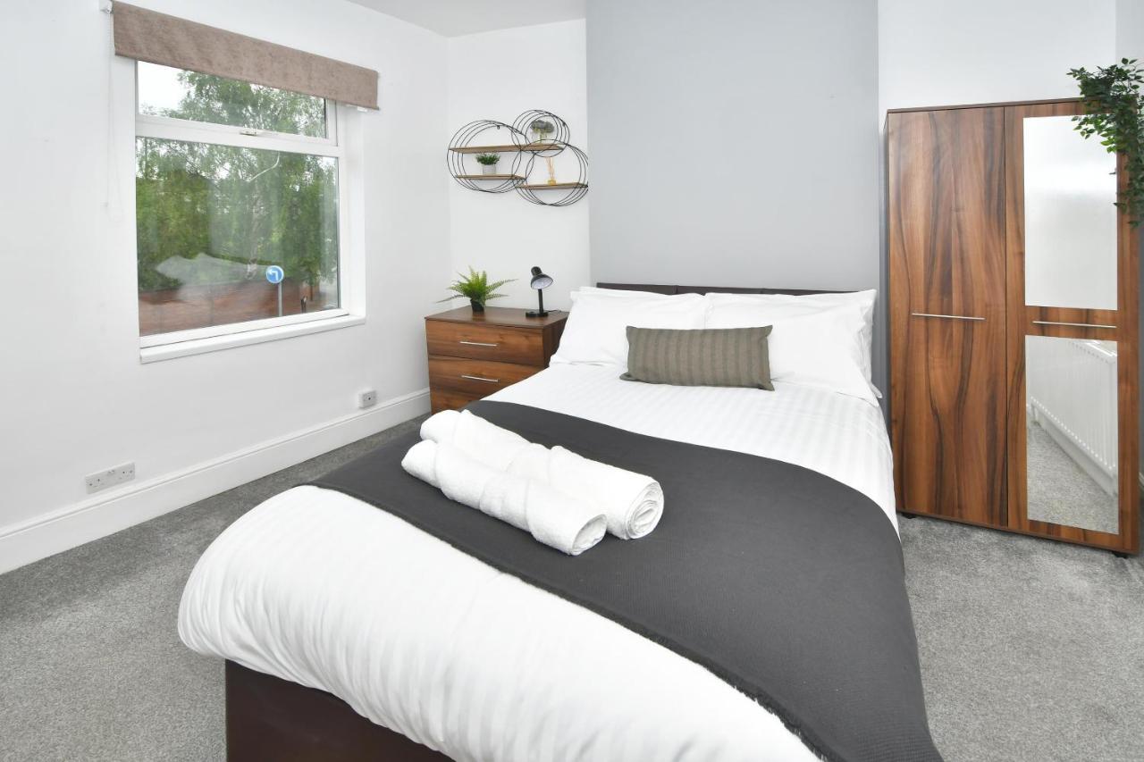 Boothen House By Yourstays Stoke-on-Trent エクステリア 写真